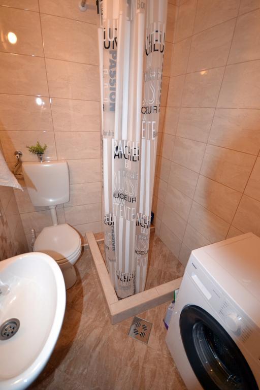 St Duke Apartment コトル エクステリア 写真