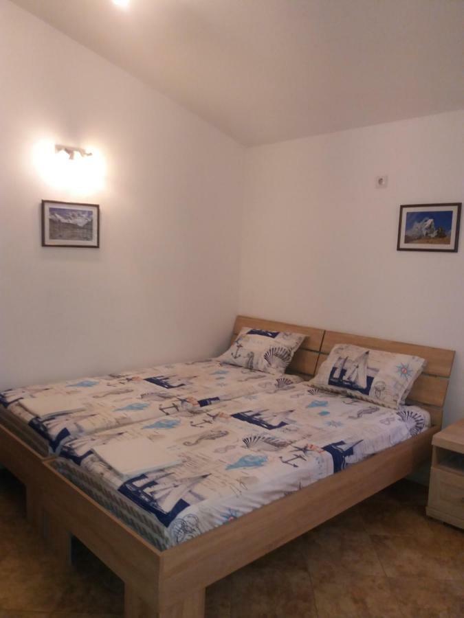 St Duke Apartment コトル エクステリア 写真